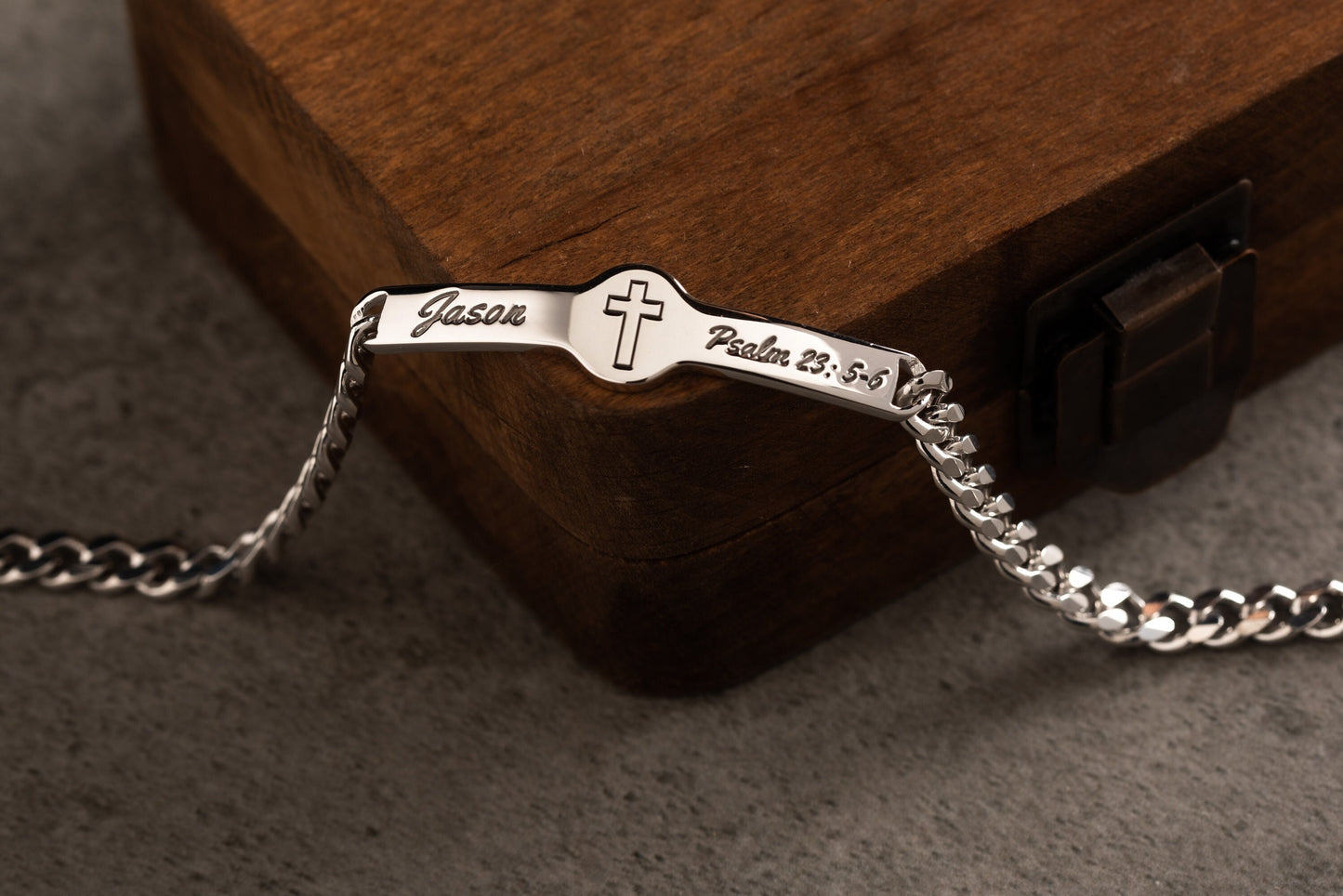 Custom ID bracelet in a premium Magnolia Men signature gift box