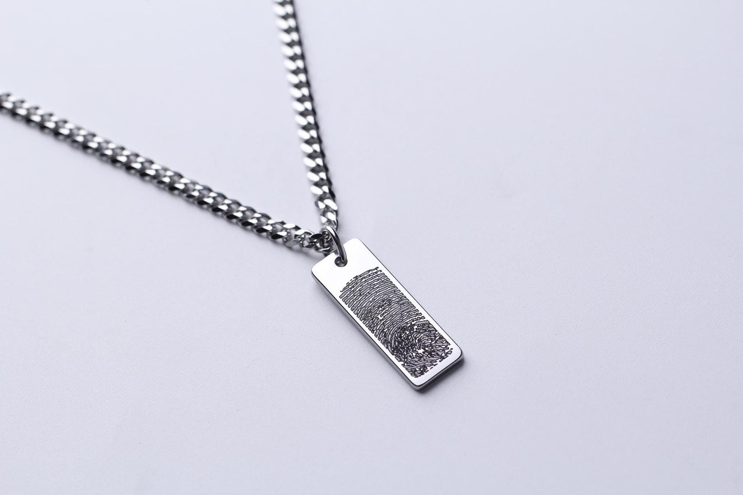 Personalized fingerprint necklace in a premium Magnolia Men gift box